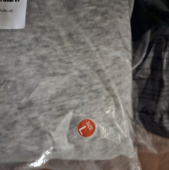 Oversized Hoodie - Picture 6 of 6